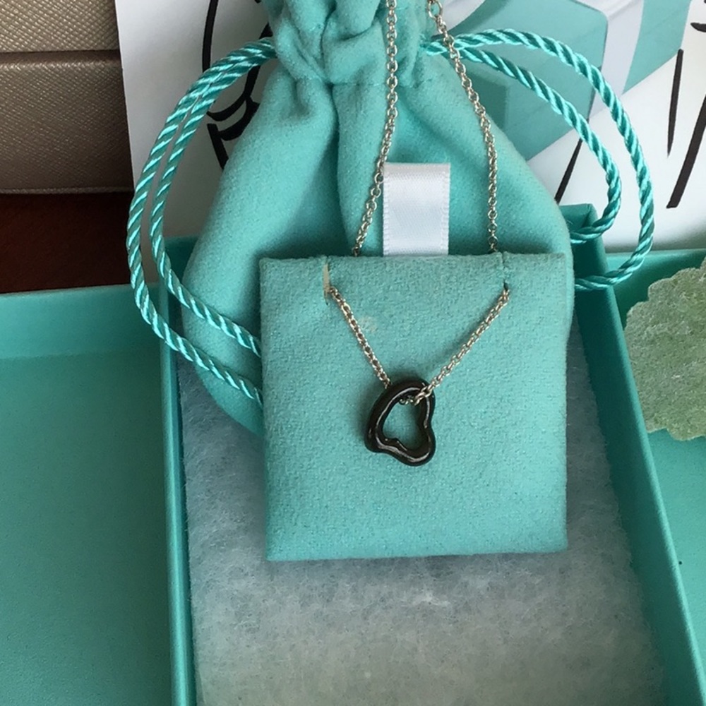 Tiffany necklace‎